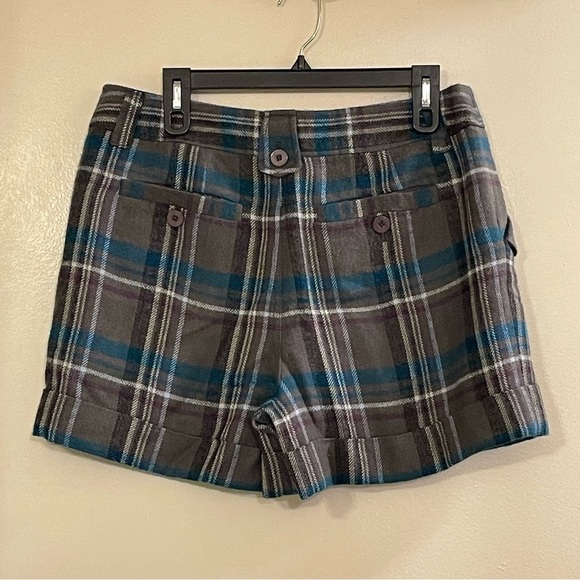 LUX by URBAN OUTFITTERS Plaid Shorts - Picture 2 of 4